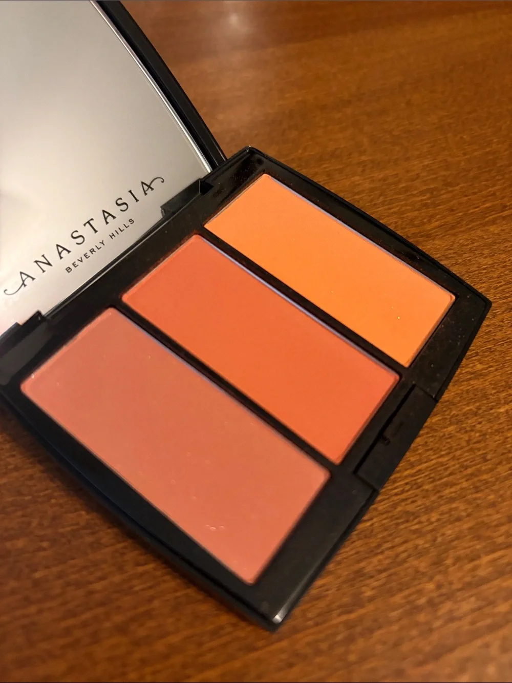 Anastasia Beverly Hills Black Compact with Gold Logo
